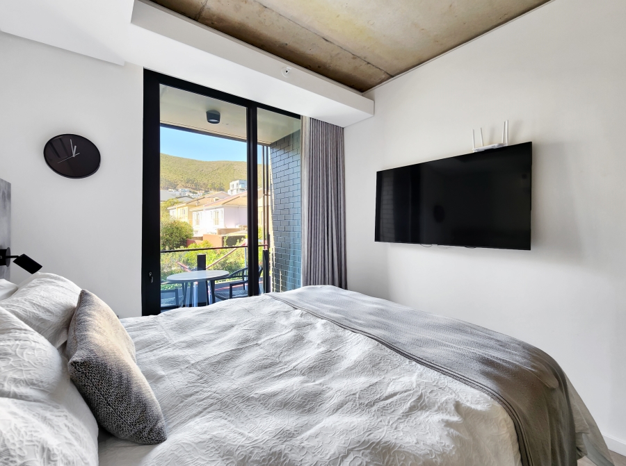 1 Bedroom Property for Sale in Sea Point Western Cape